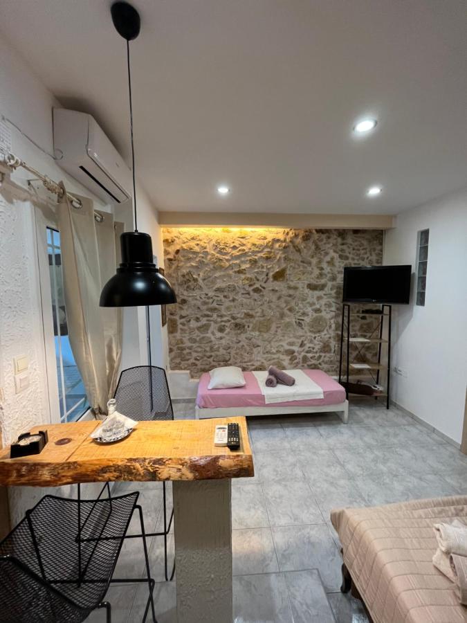 Papyrus City Centre Apartments Candia Esterno foto