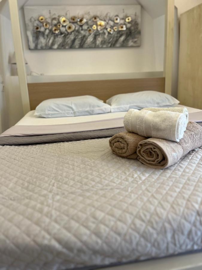 Papyrus City Centre Apartments Candia Esterno foto