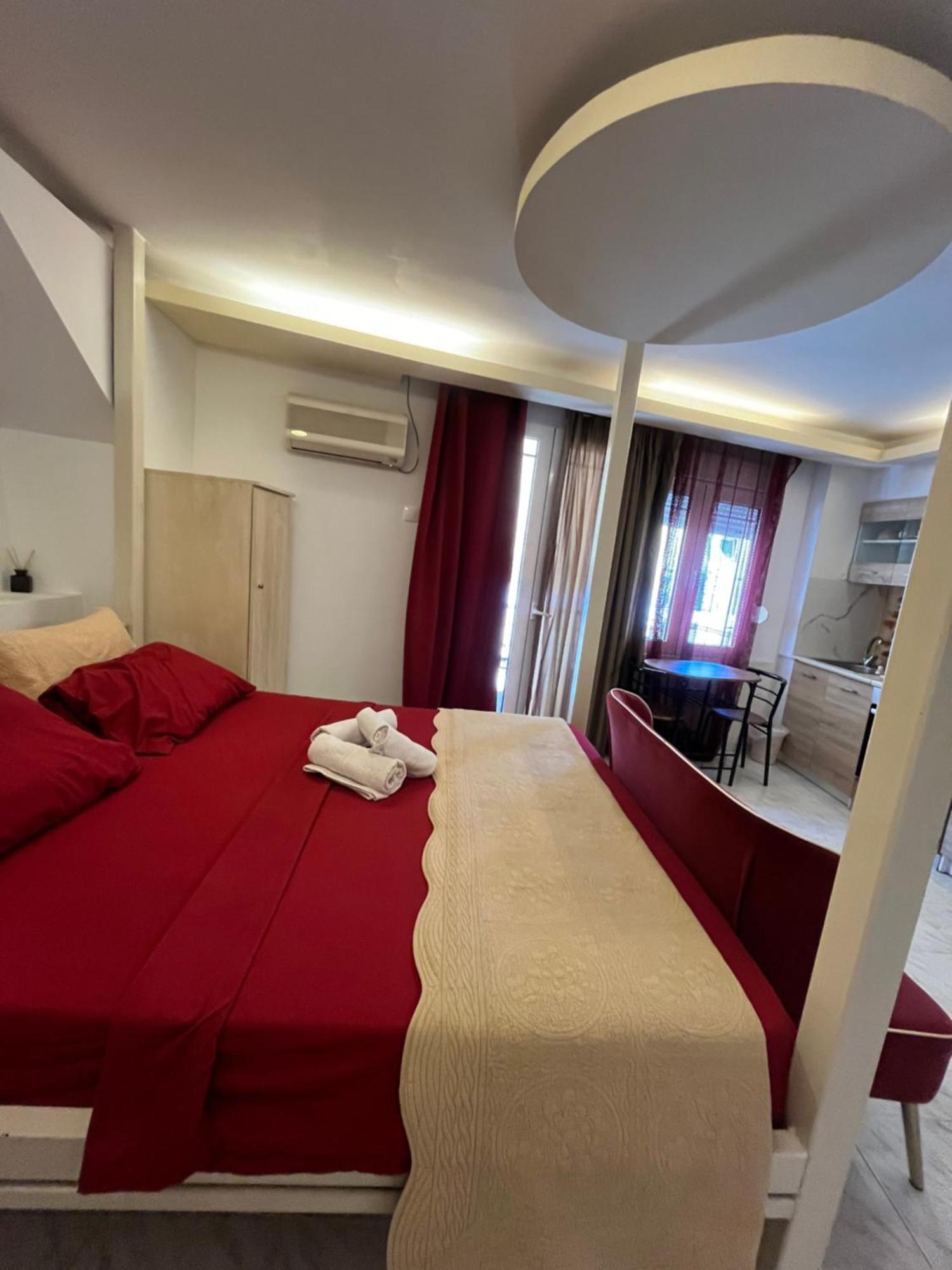 Papyrus City Centre Apartments Candia Esterno foto